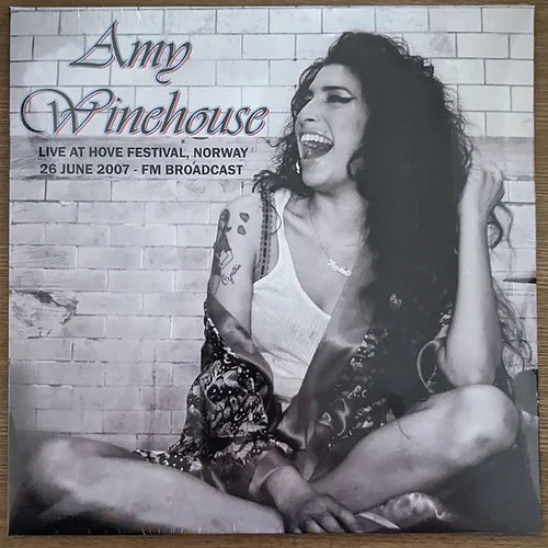 Amy Winehouse - Live At Hove Festival, Norway, 26 June 2007